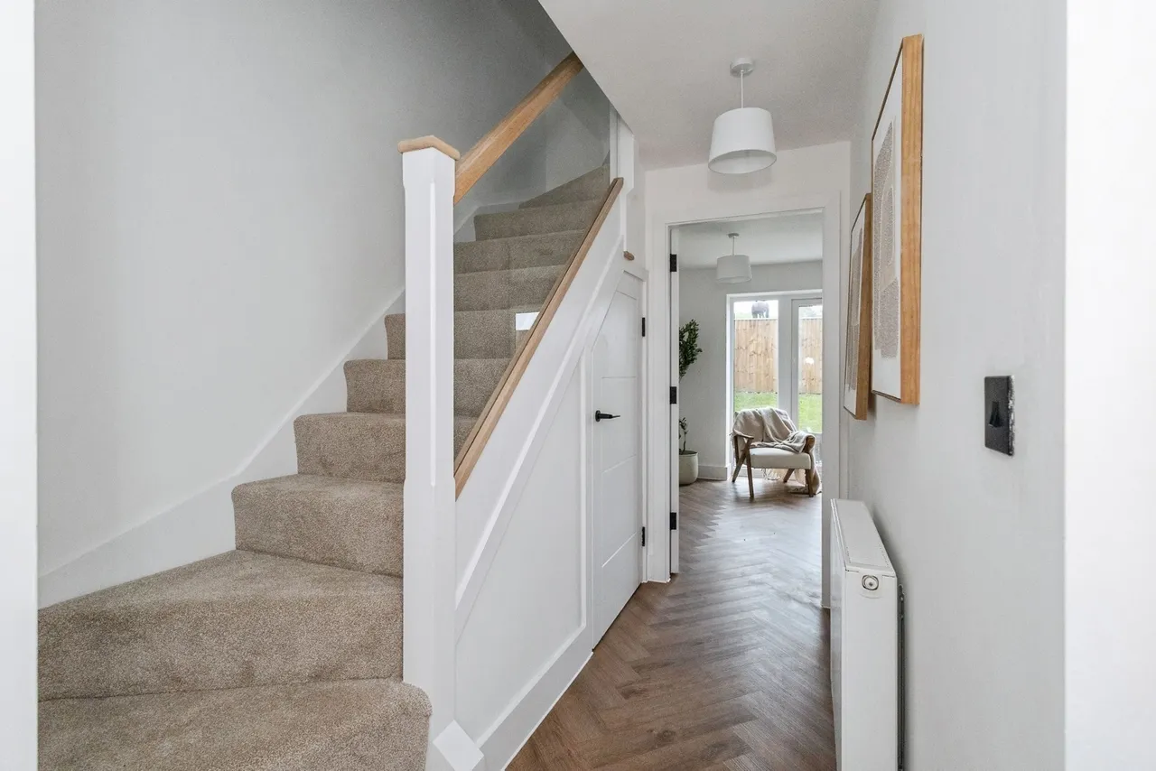 Prospect Heights, Mossley, Ashton, OL5, photo 10