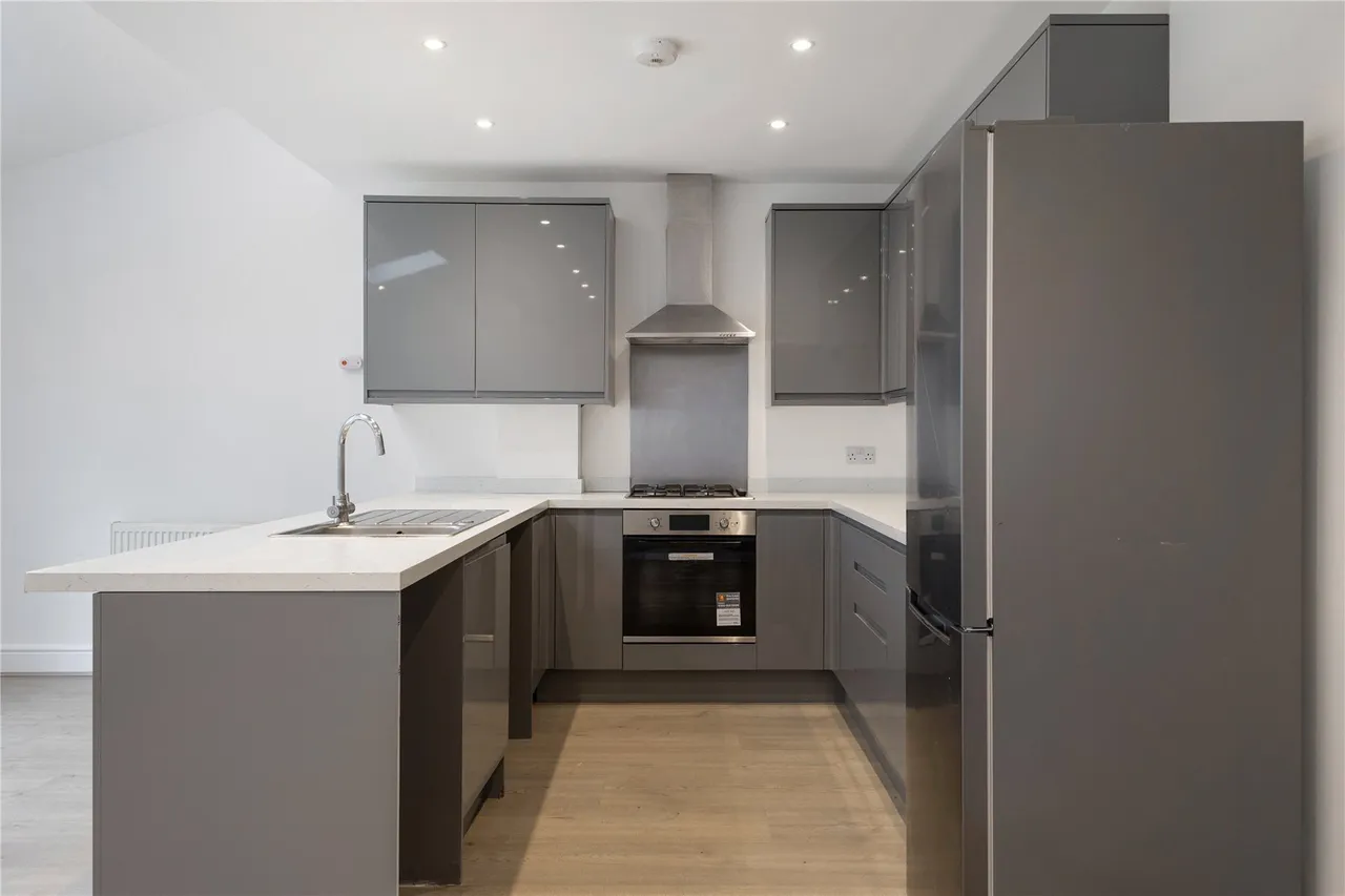 Ravenswood Avenue, Surbiton, KT6, photo 4