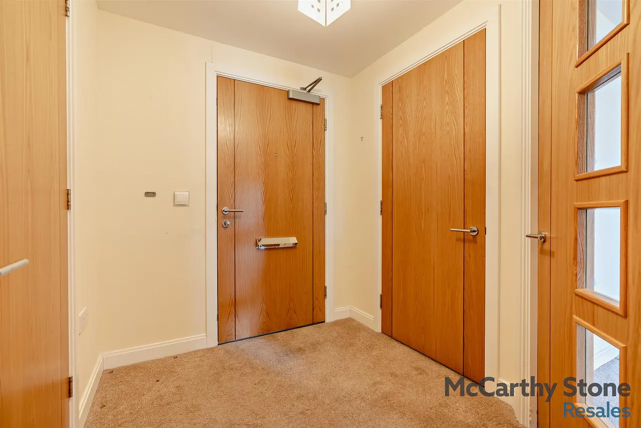 Ambleside Avenue, South Shields, NE34, photo 32