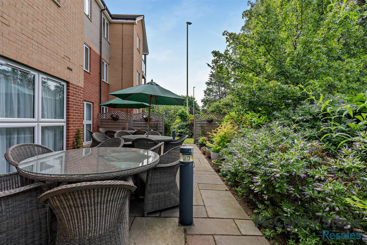 Ambleside Avenue, South Shields, NE34, photo 8