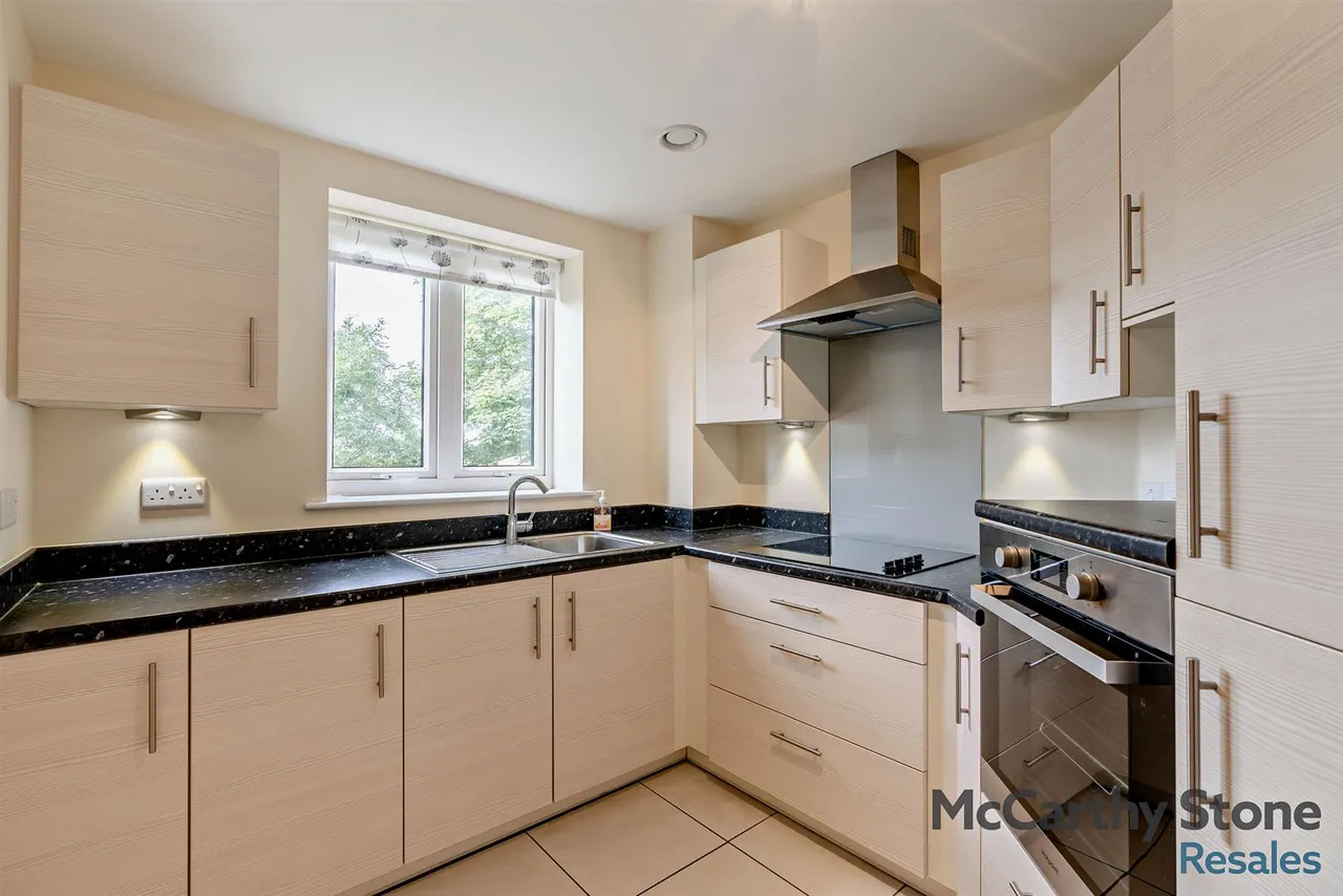 Ambleside Avenue, South Shields, NE34, photo 4
