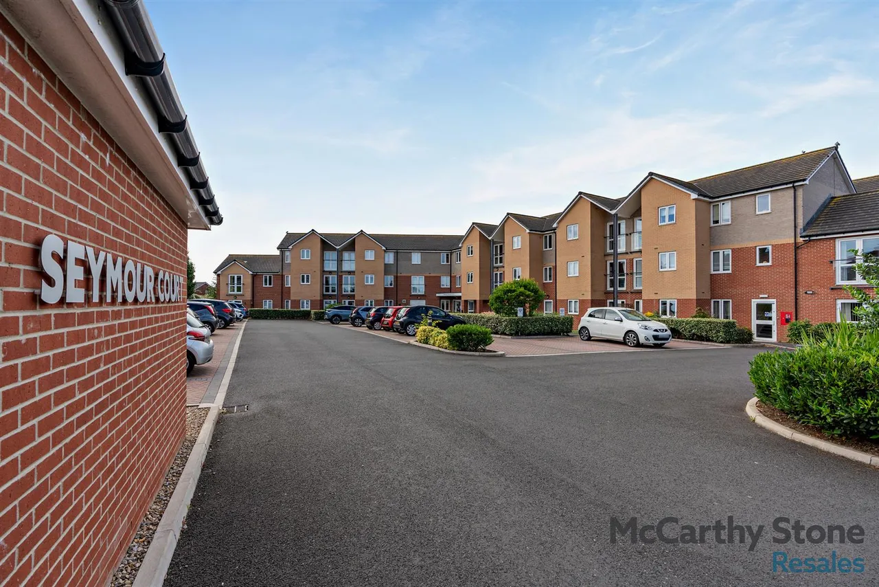 Ambleside Avenue, South Shields, NE34, photo 21