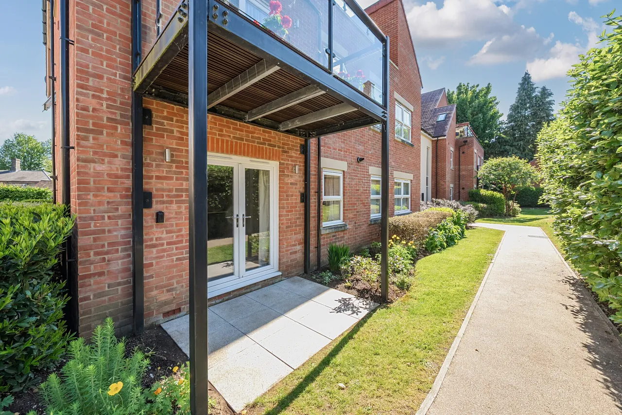 Victoria Close, Rickmansworth, WD3, photo 2