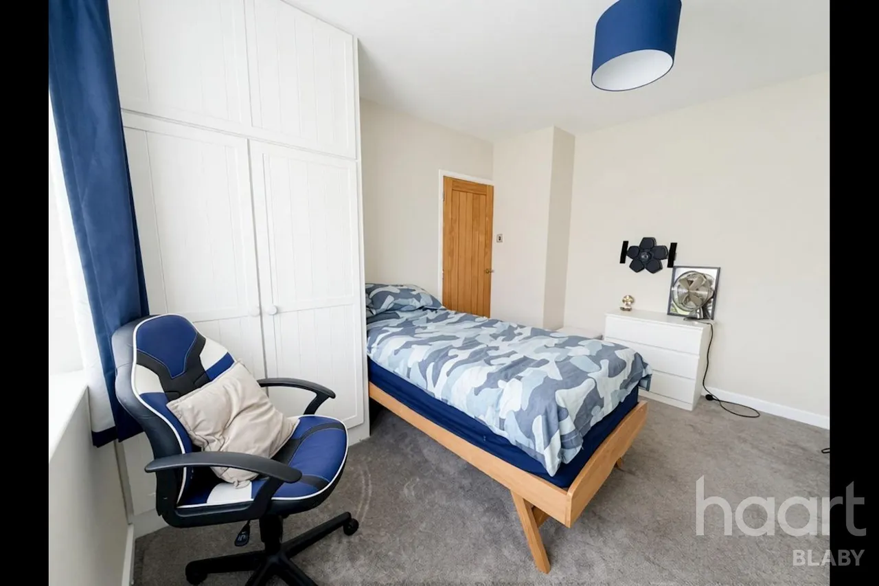 Cumberwell Drive, Leicester, LE19, photo 10