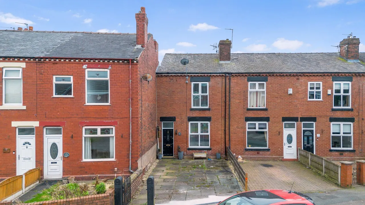 Bryn Road South, Ashton-In-Makerfield, Wigan, Wigan, WN4 8QR, photo 16