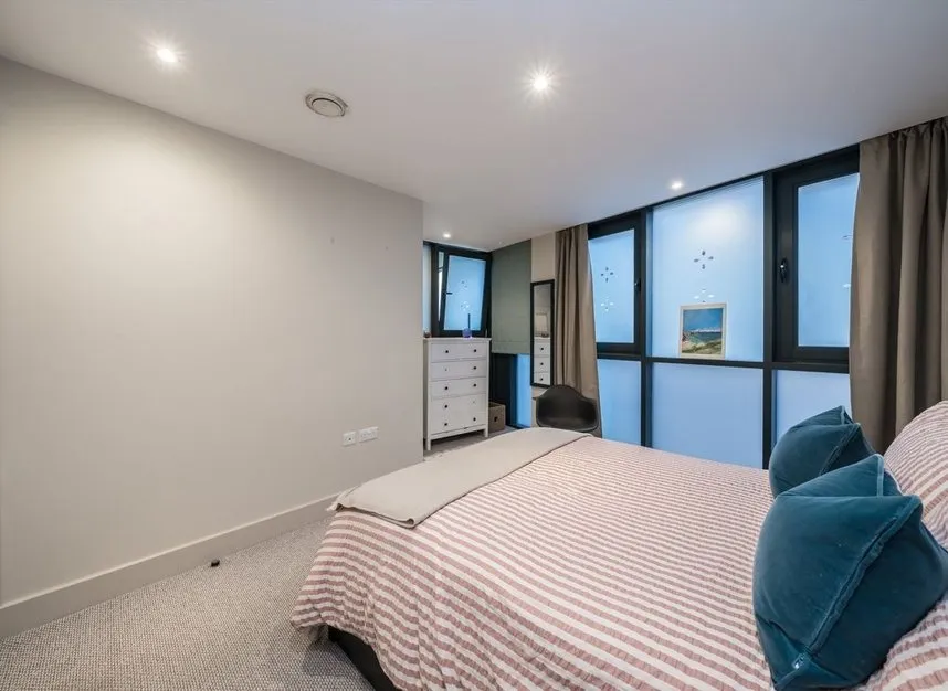 Wakefield Road, Richmond, TW10, photo 4