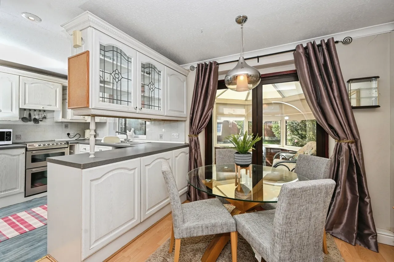 Birkdale Road, Penketh, Warrington, Cheshire, WA5, photo 6