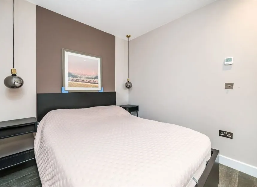 Essex Park Mews, Acton, W3, photo 5