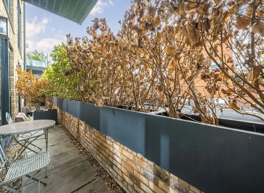 Essex Park Mews, Acton, W3, photo 6
