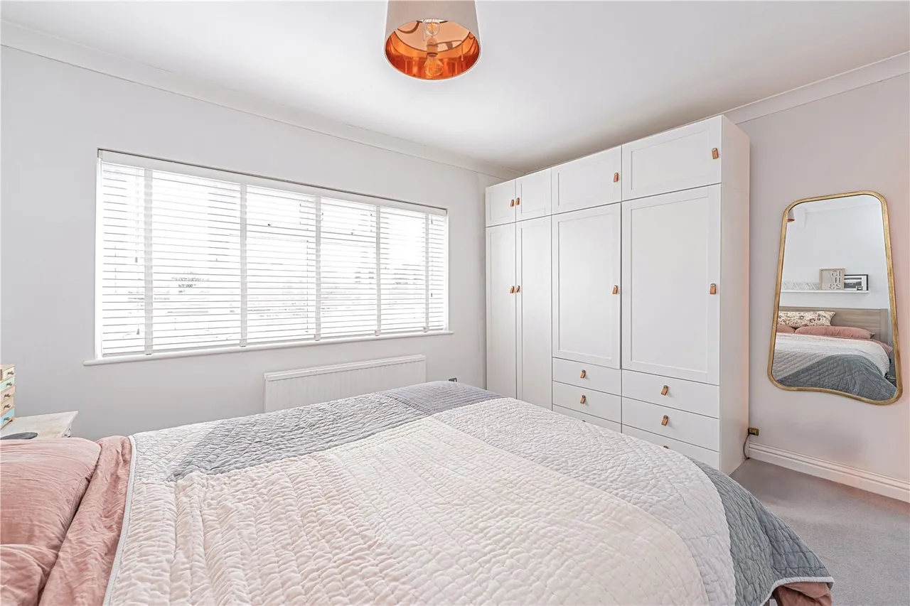 French Street, Sunbury-On-Thames, TW16 5JL, photo 8