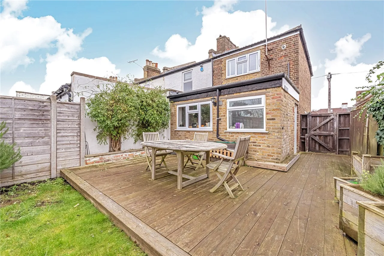 French Street, Sunbury-On-Thames, TW16 5JL, photo 13