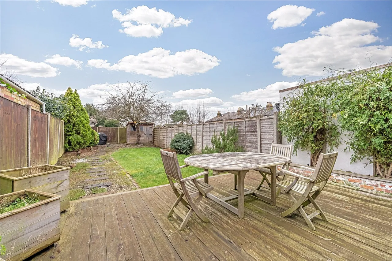 French Street, Sunbury-On-Thames, TW16 5JL, photo 11