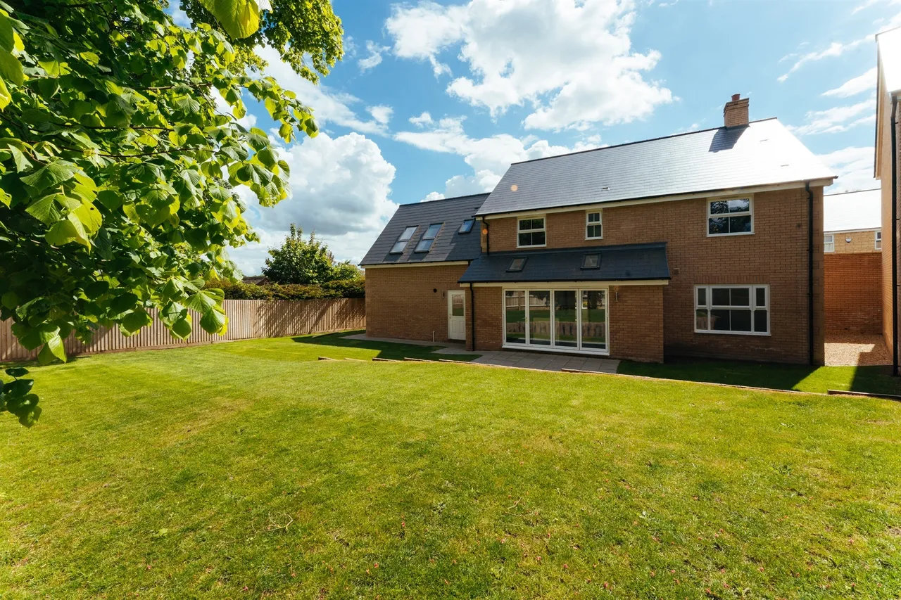Orchard Close, Ketton, PE9, photo 10