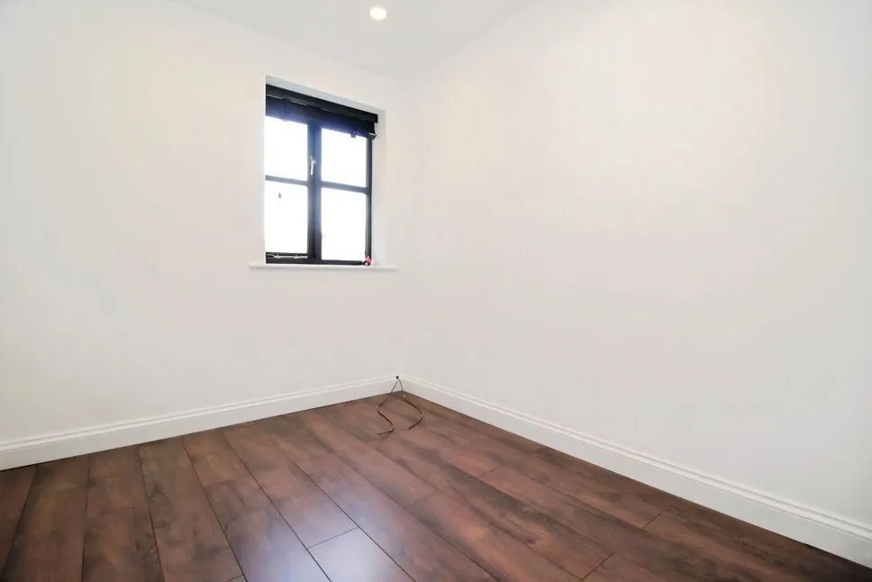 Calshot Court, Osbourne Road, Dartford, DA2, photo 4