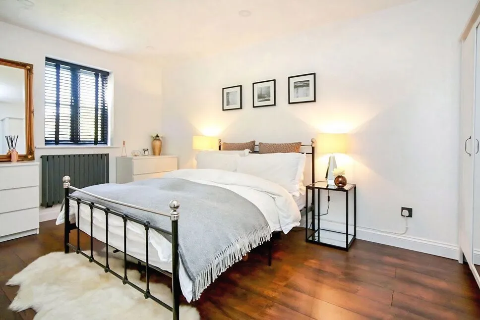 Calshot Court, Osbourne Road, Dartford, DA2, photo 5