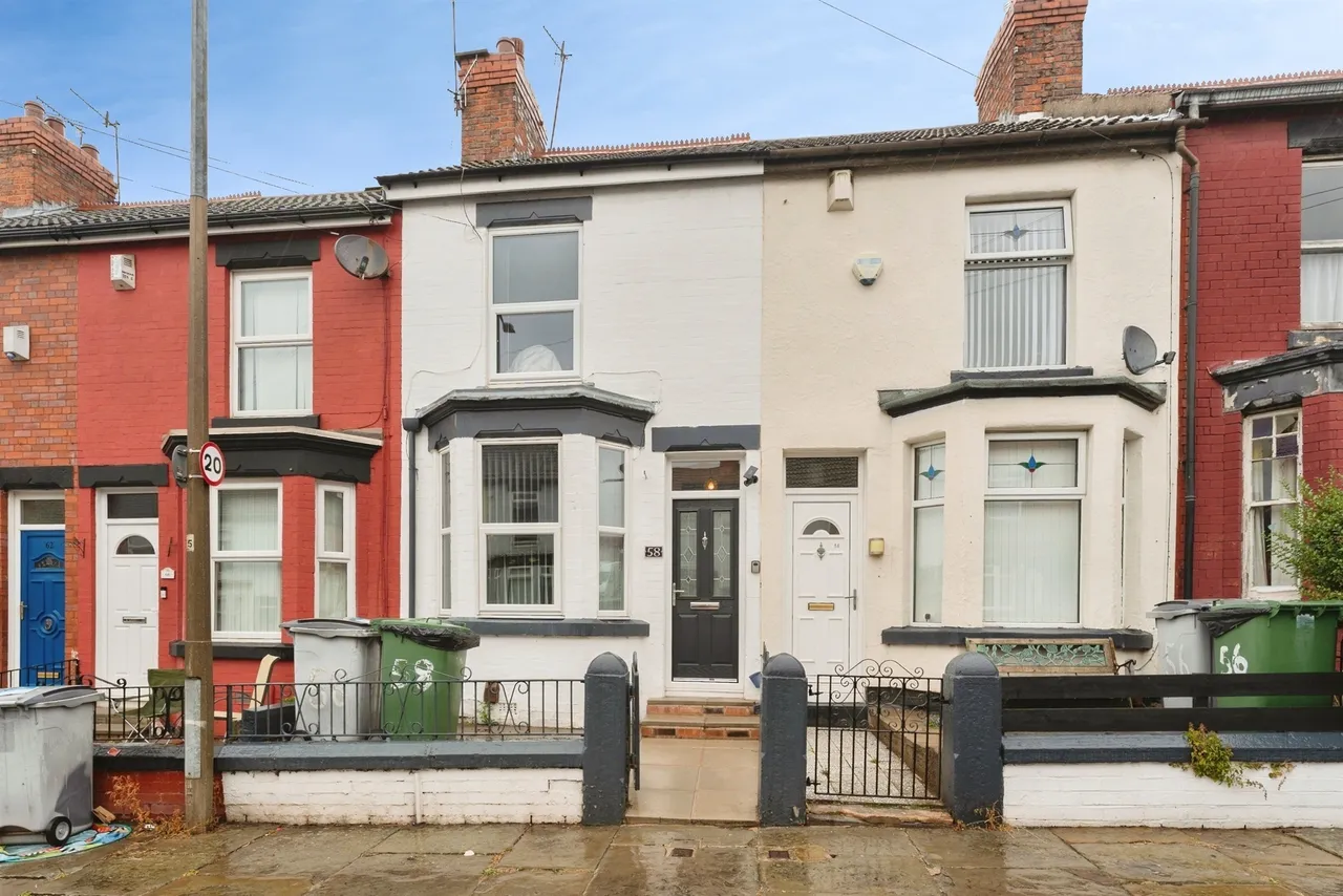 2 bed house for sale — Elmswood Road, Tranmere, Birkenhead