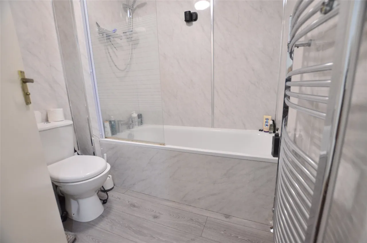 High Street, Purley, CR8 2AD, photo 6