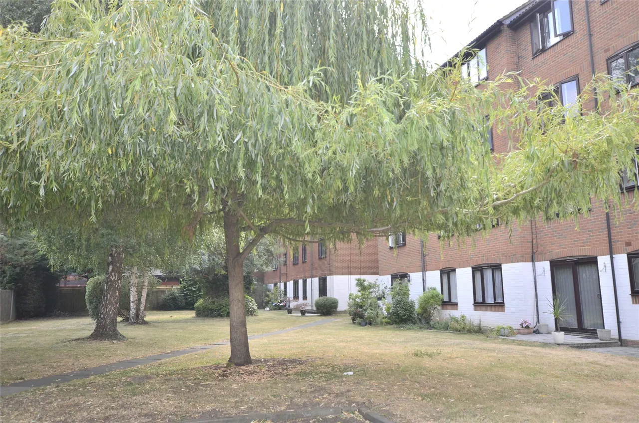 High Street, Purley, CR8 2AD, photo 8