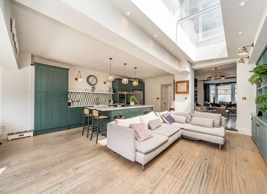Sellons Avenue, Willesden, NW10, photo 8