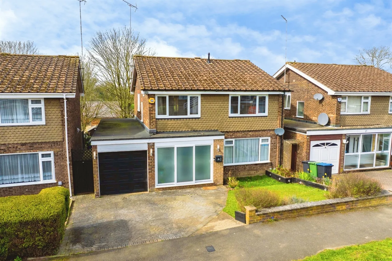 4 bed house for sale — Wootton Drive, Hemel Hempstead