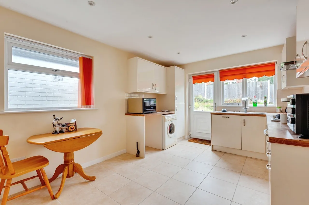 Gateacre Park Drive, Liverpool, L25, photo 3