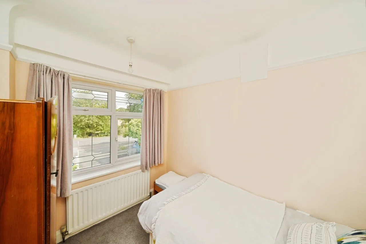 Chester Road, Whitby, CH66, photo 16