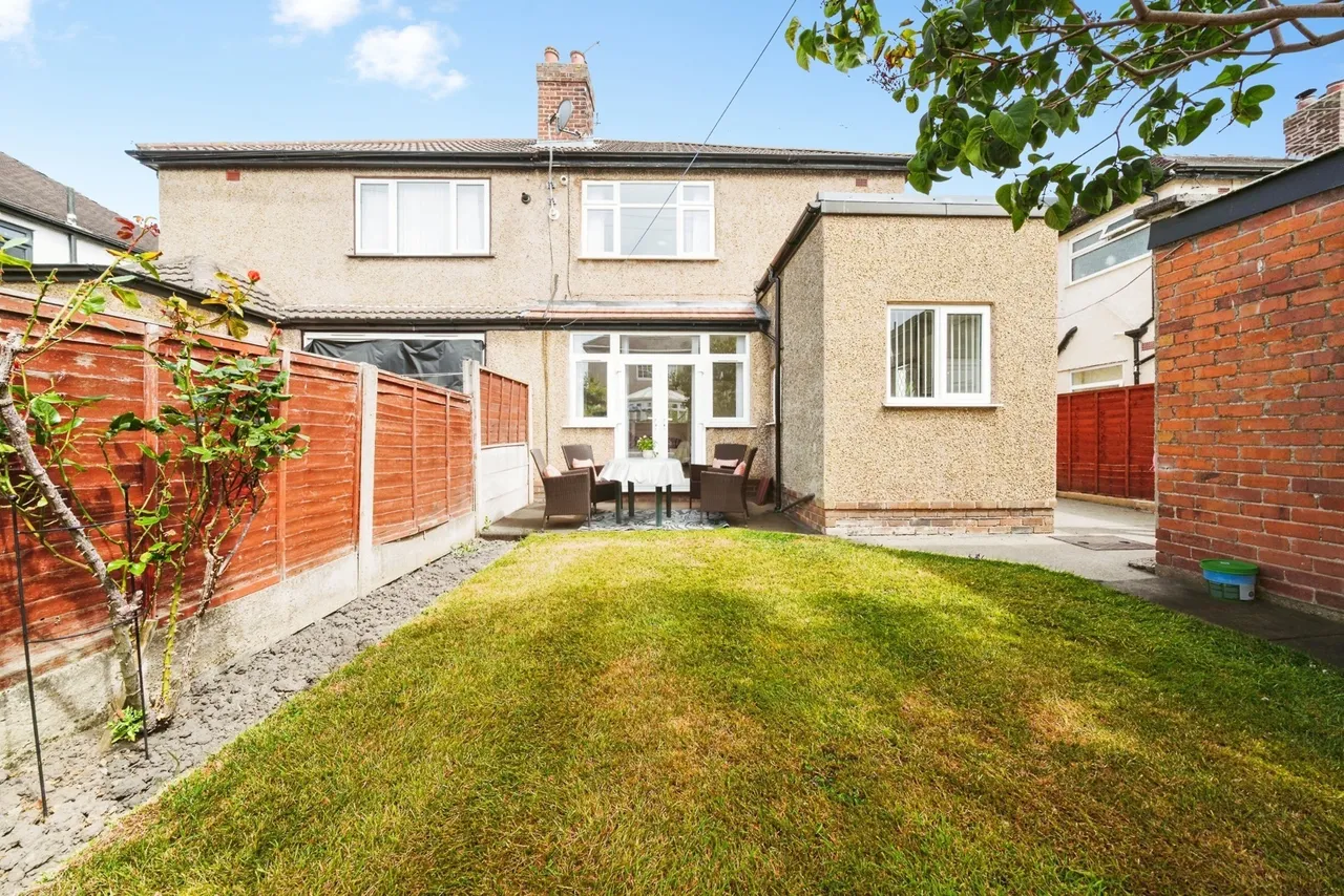 Chester Road, Whitby, CH66, photo 18