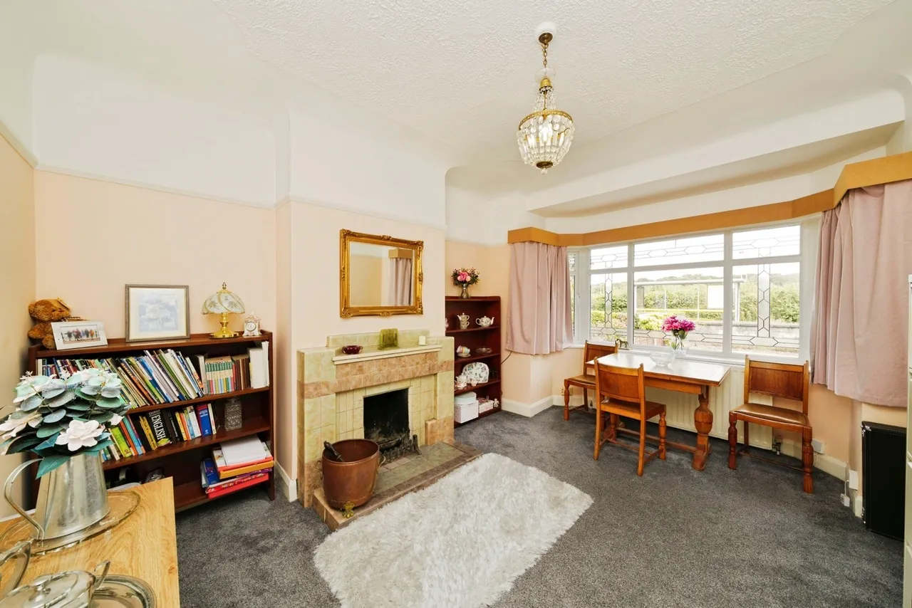 Chester Road, Whitby, CH66, photo 6