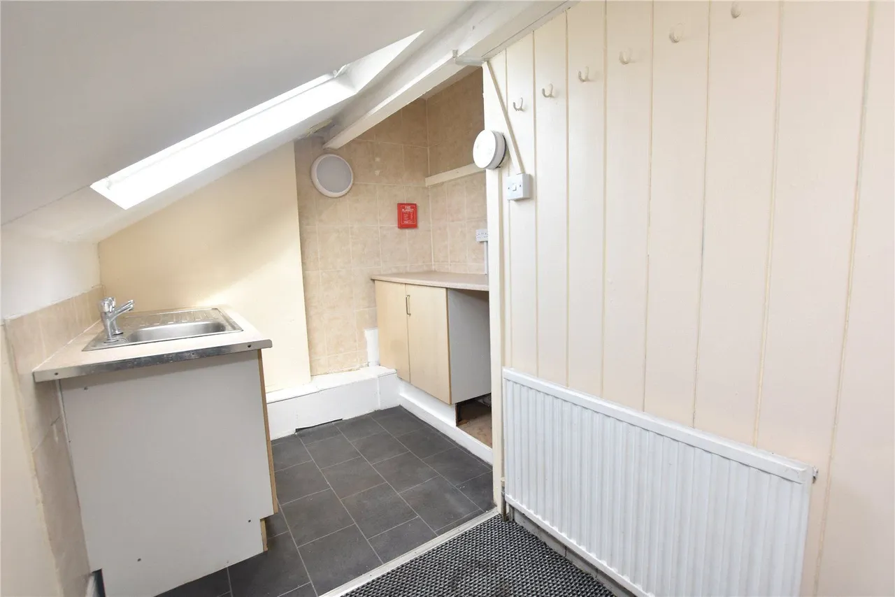 Simpson Grove, Leeds, LS12, photo 12