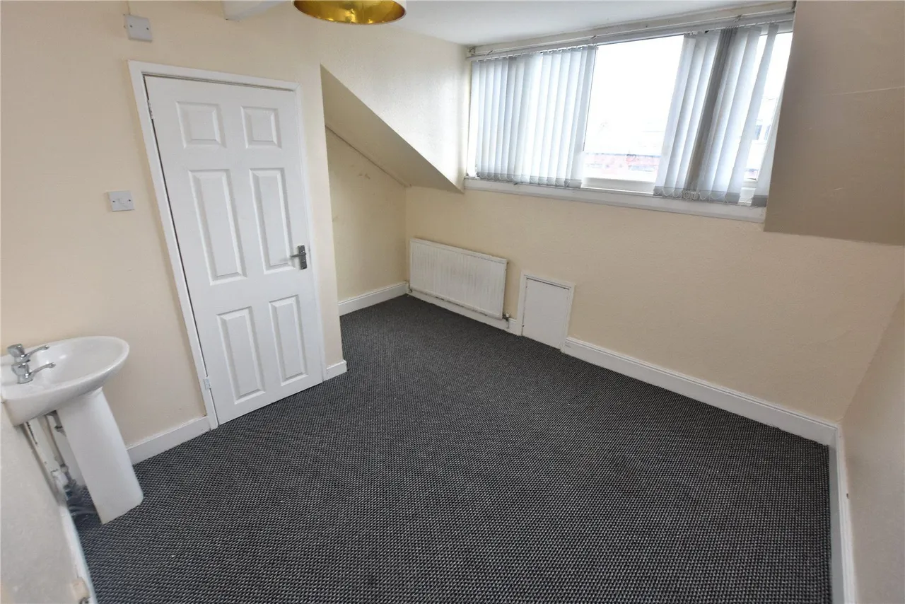 Simpson Grove, Leeds, LS12, photo 11