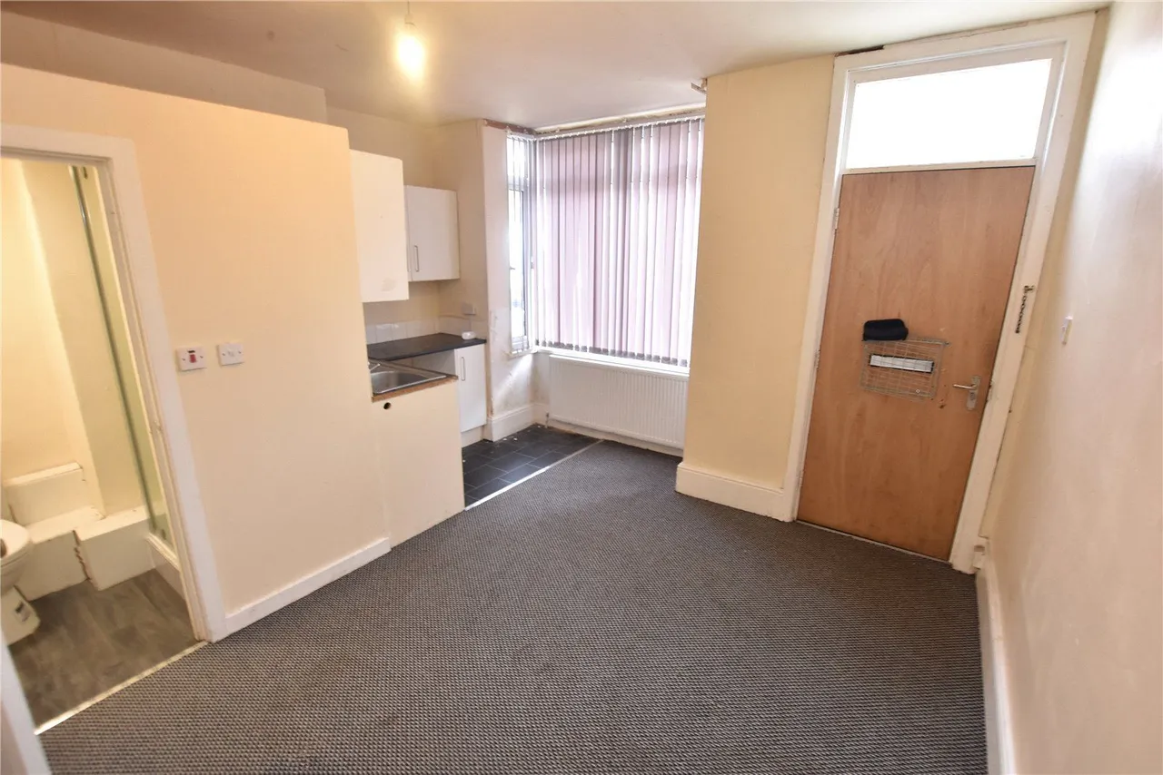 Simpson Grove, Leeds, LS12, photo 5