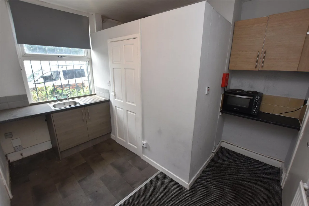 Simpson Grove, Leeds, LS12, photo 2