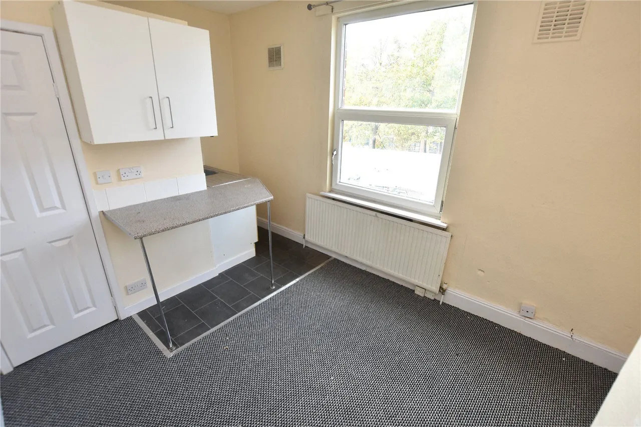 Simpson Grove, Leeds, LS12, photo 7