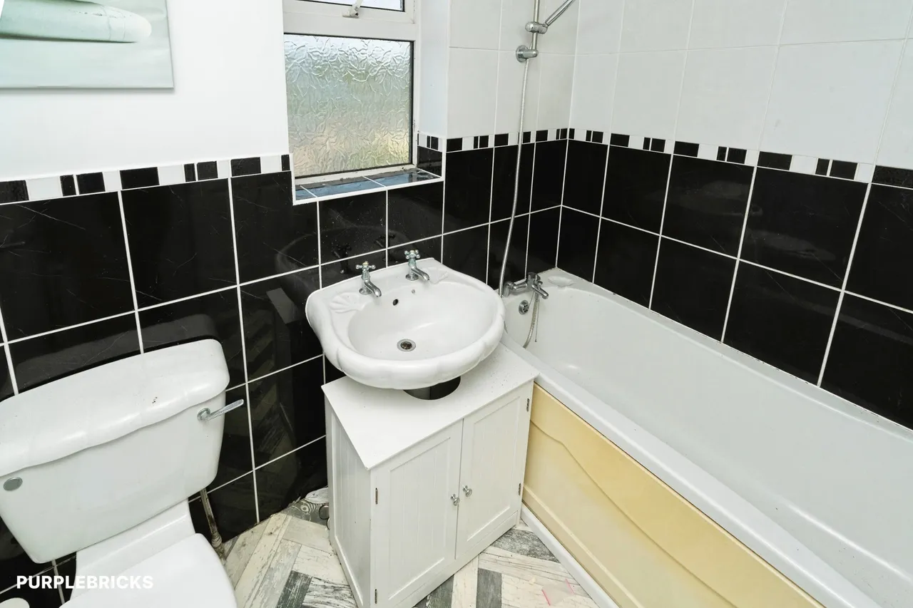 Middlefield Road, Plymouth, PL6, photo 14
