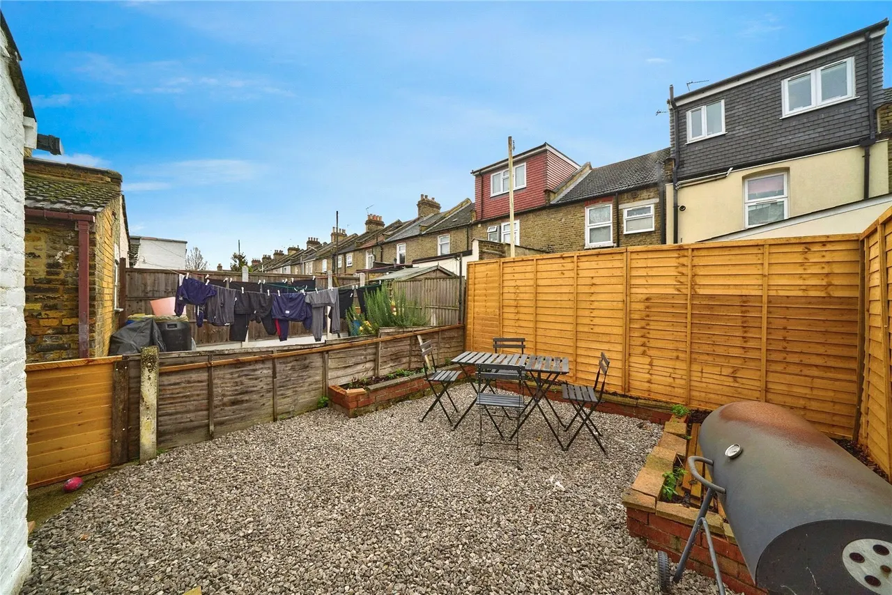 Brock Road, London, E13, photo 15