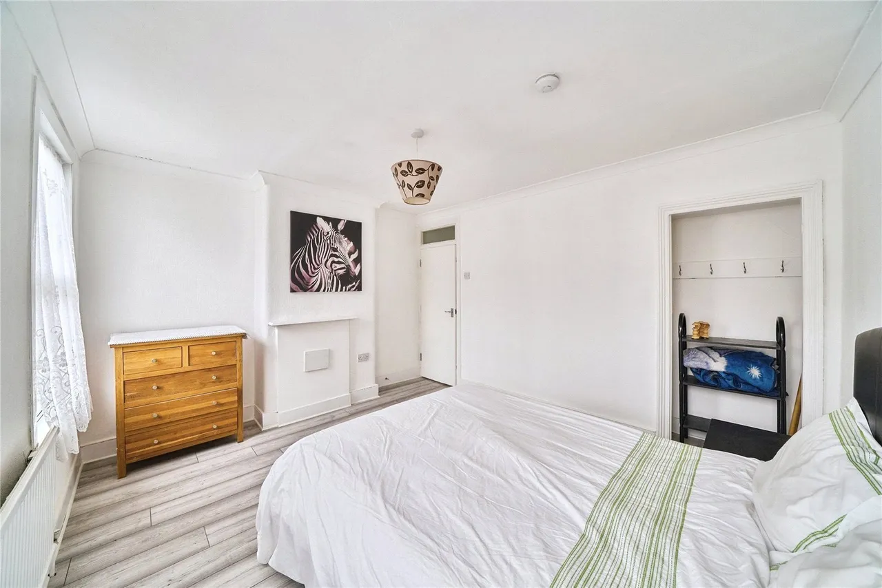 Brock Road, London, E13, photo 11