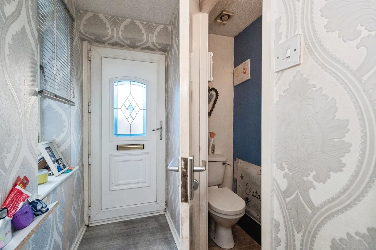 Wells Court, DUKINFIELD, Cheshire, SK16, photo 4