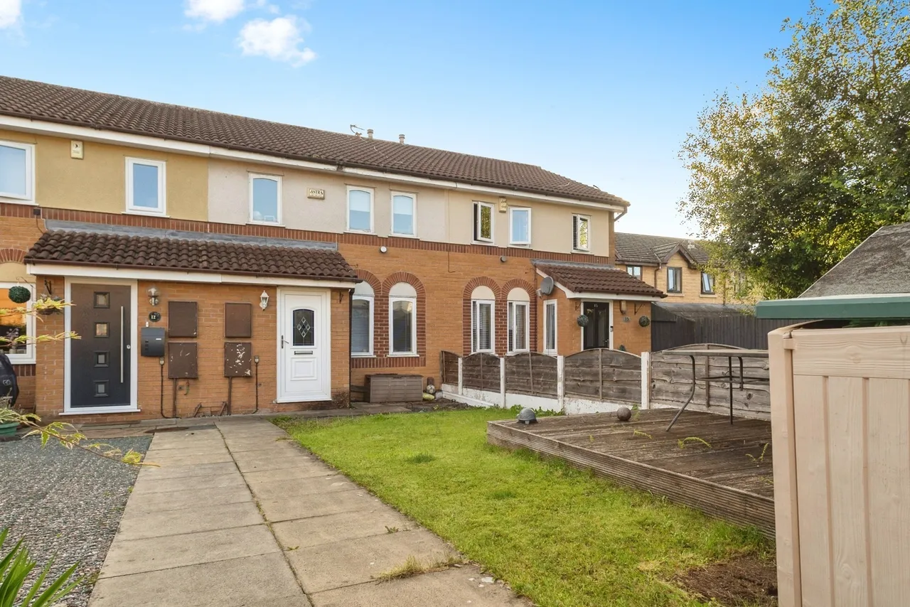Wells Court, DUKINFIELD, Cheshire, SK16, photo 15