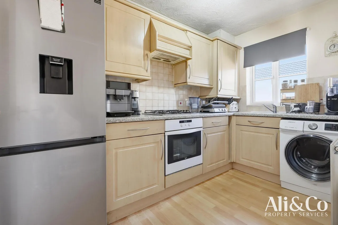 Plymouth Road, Grays, Essex, RM16 6BL, photo 5