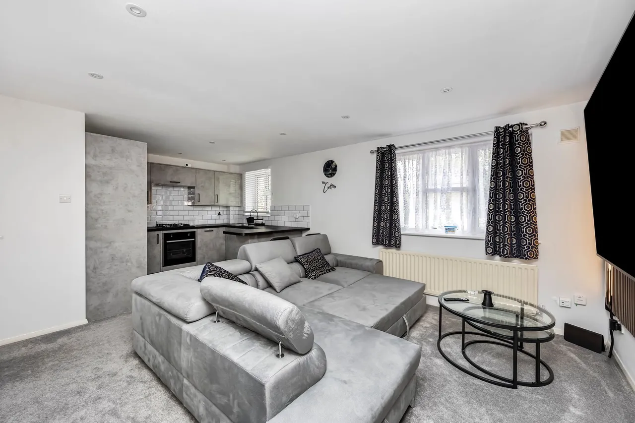 Larch Way, Haywards Heath, RH16, photo 4