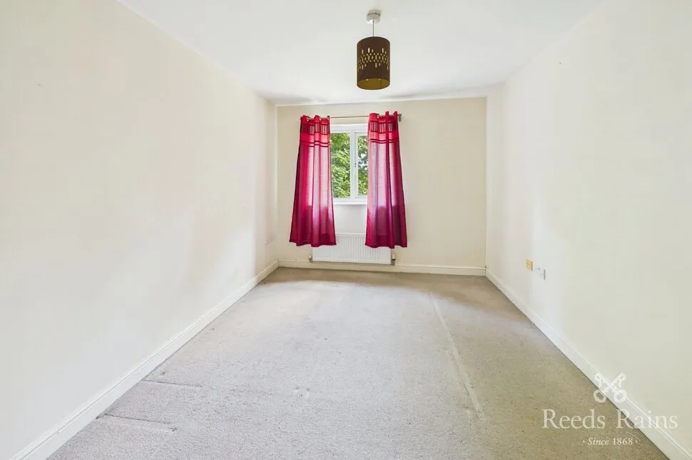 Lemans Drive, Dewsbury, West Yorkshire, WF13, photo 2