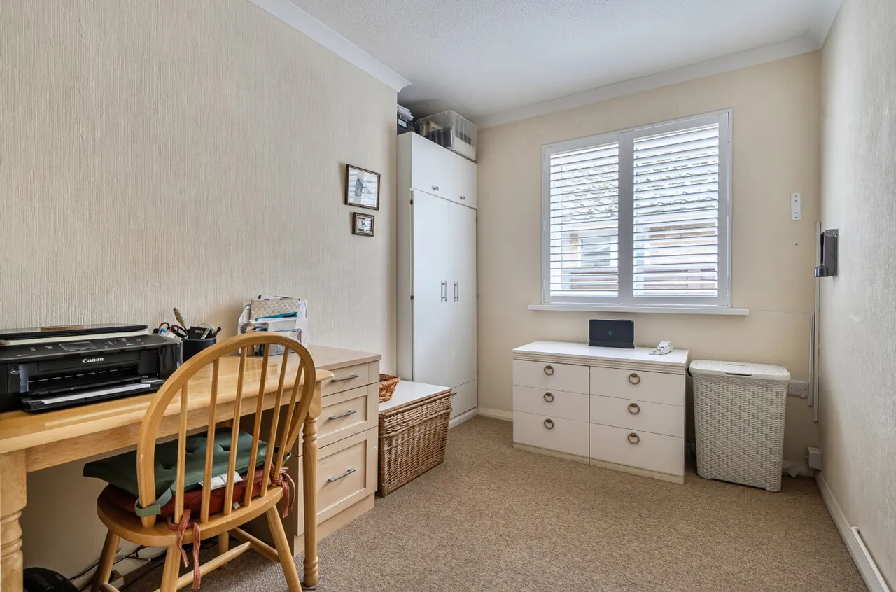 Pond Road, Bracklesham Bay, PO20, photo 12