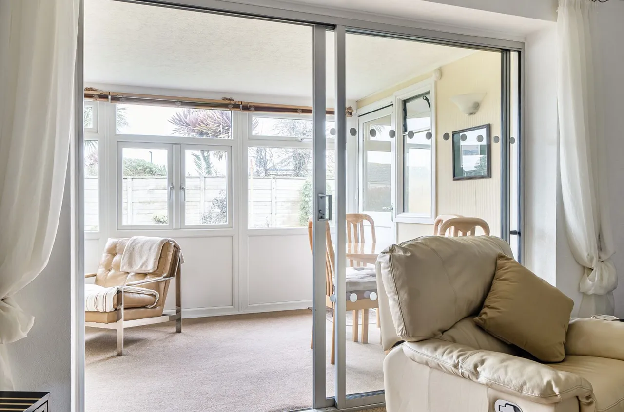 Pond Road, Bracklesham Bay, PO20, photo 6