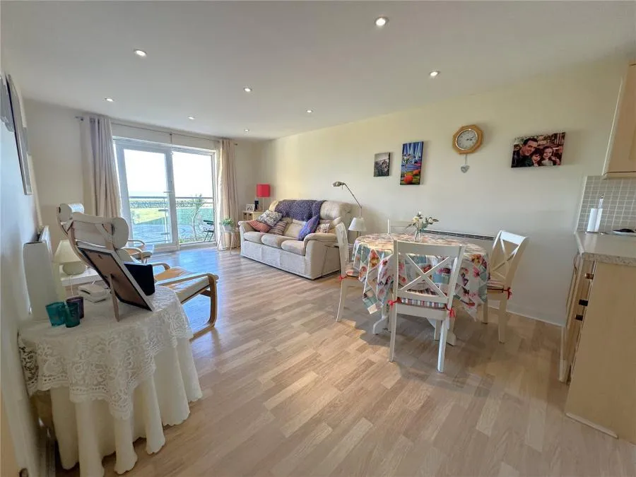 San Diego Way, Eastbourne, BN23, photo 4