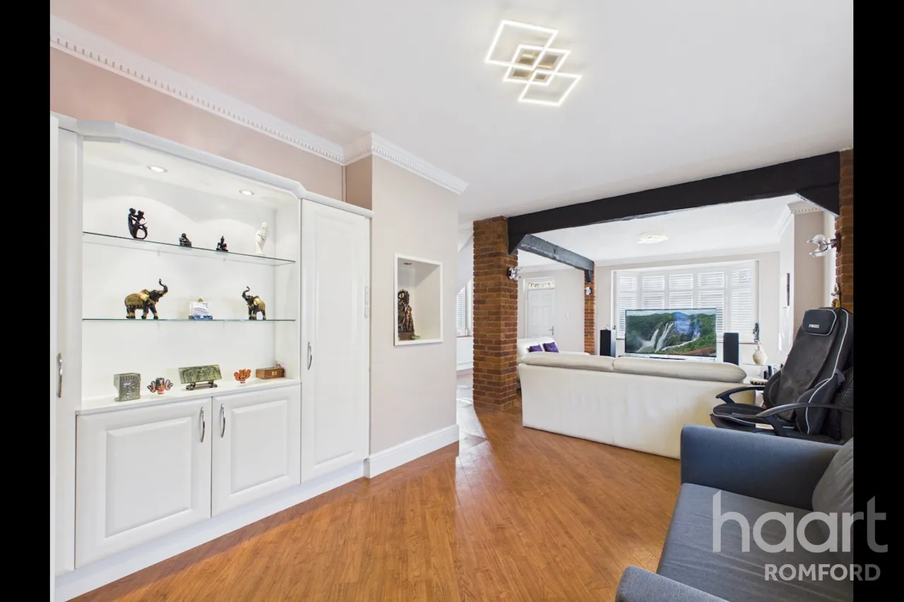 Clyde Way, Romford, RM1, photo 13
