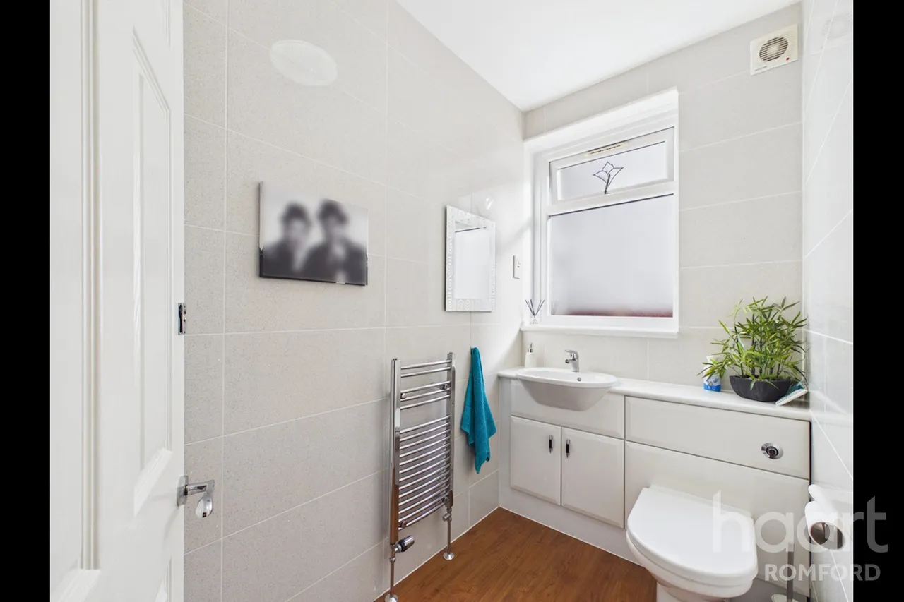 Clyde Way, Romford, RM1, photo 8