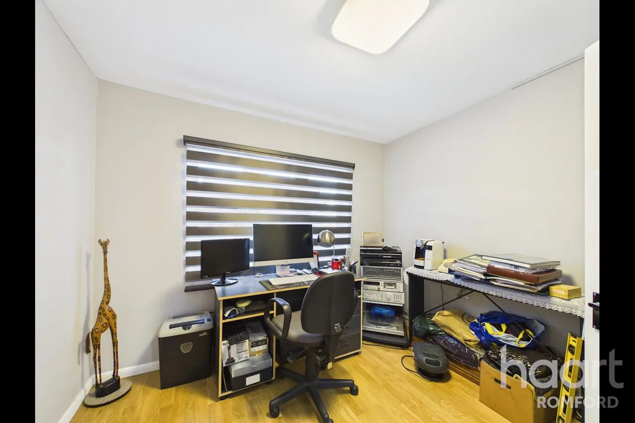 Clyde Way, Romford, RM1, photo 19