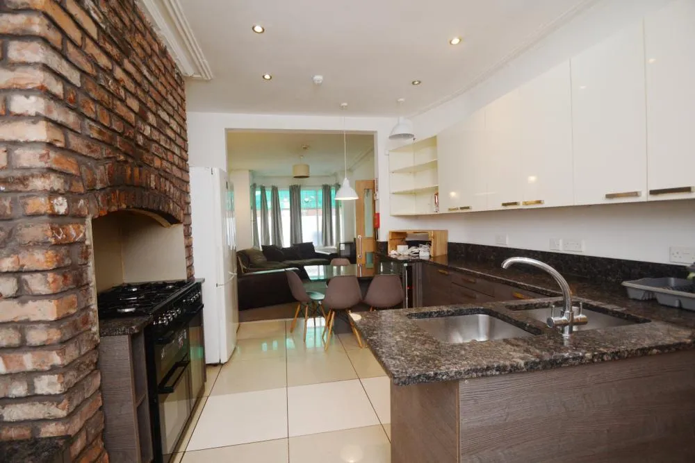 Heald Grove, Rusholme, M14, photo 3