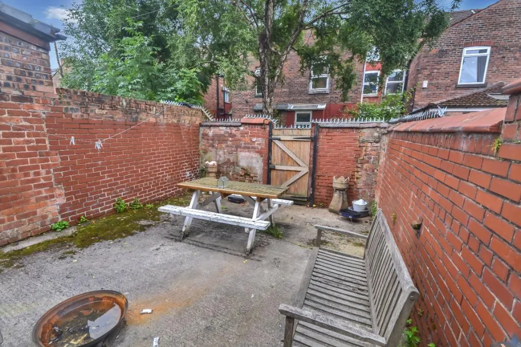 Heald Grove, Rusholme, M14, photo 19