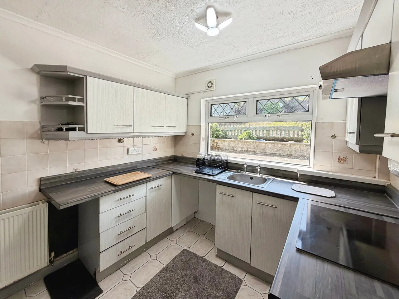 Galltcwm Terrace, Bryn, SA13, photo 4
